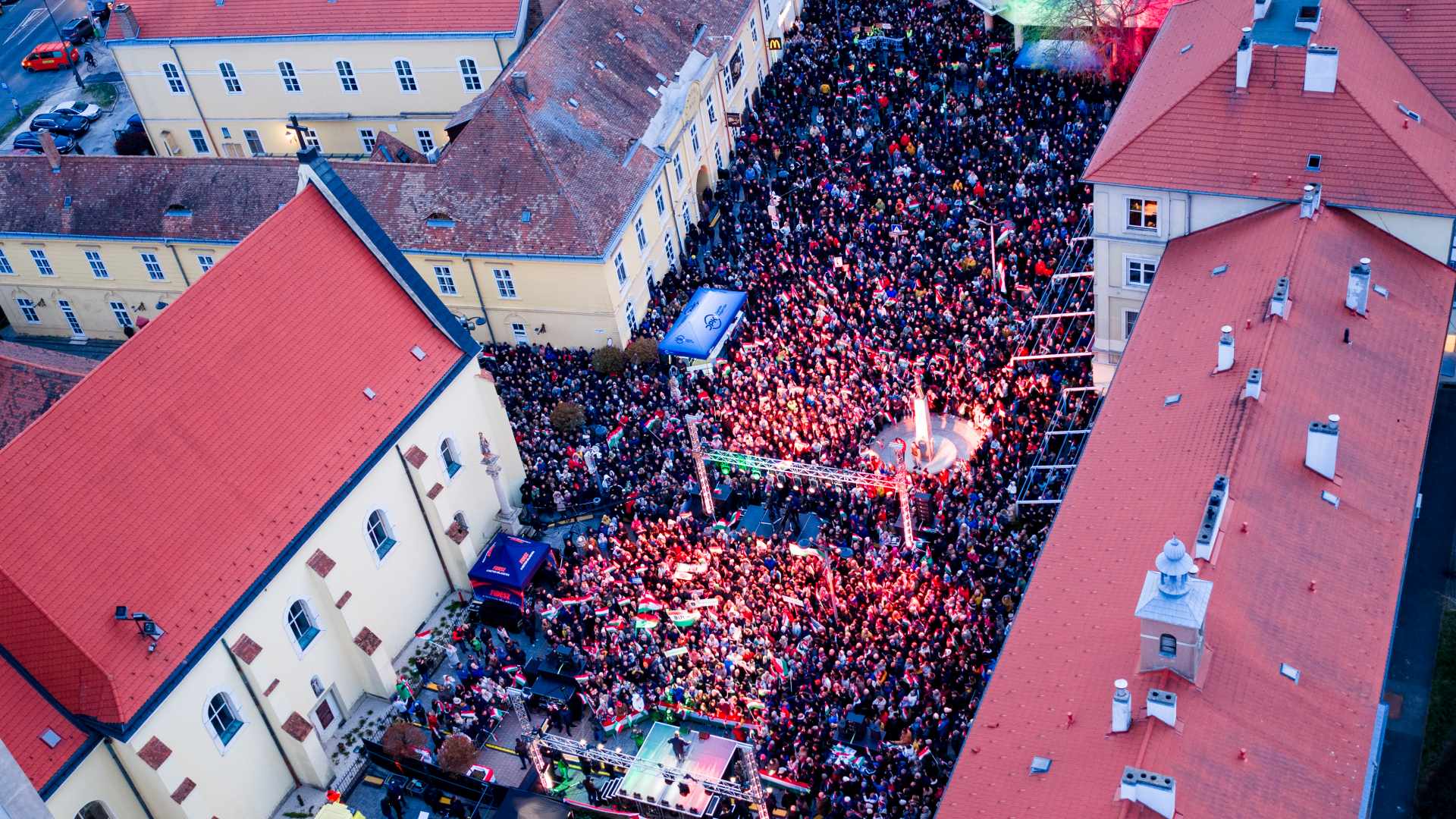 PM Orbán: “Hungary must stay out of the war and its financing”