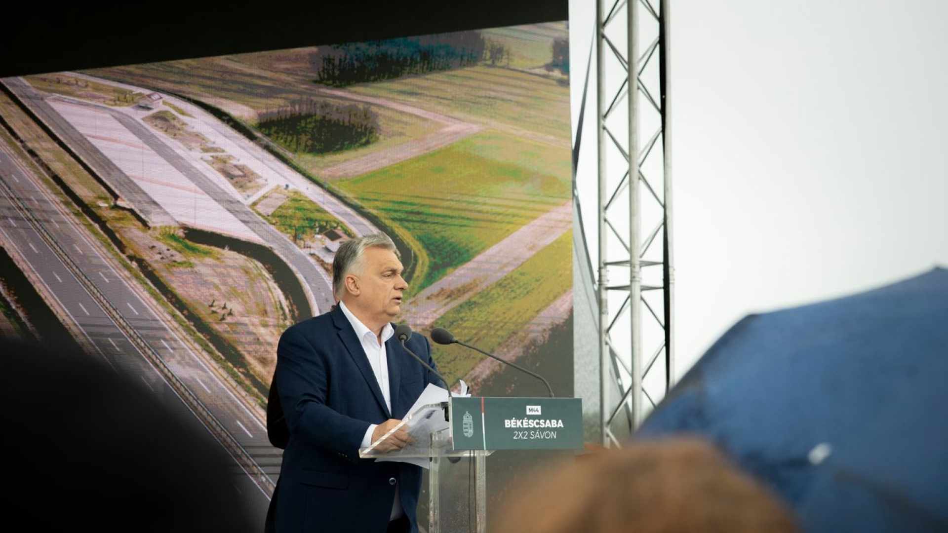 PM Orbán inaugurates new M4 motorway section, highlights Alföld development program