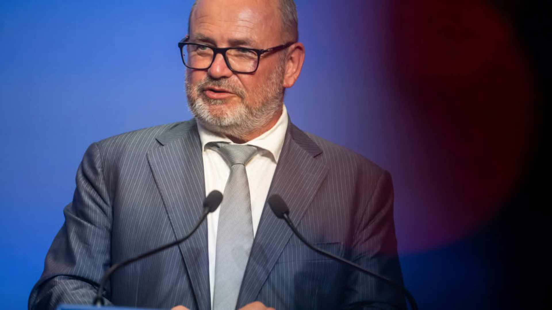 Energy minister says all households eligible for 30 percent utility discount