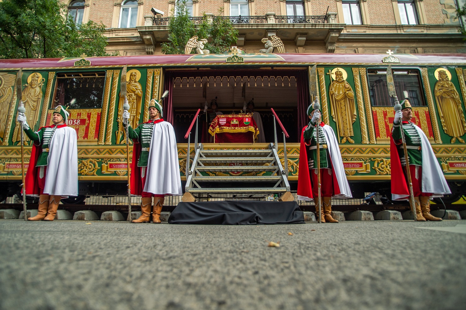 About Hungary - August 20 national holiday celebrated across Hungary